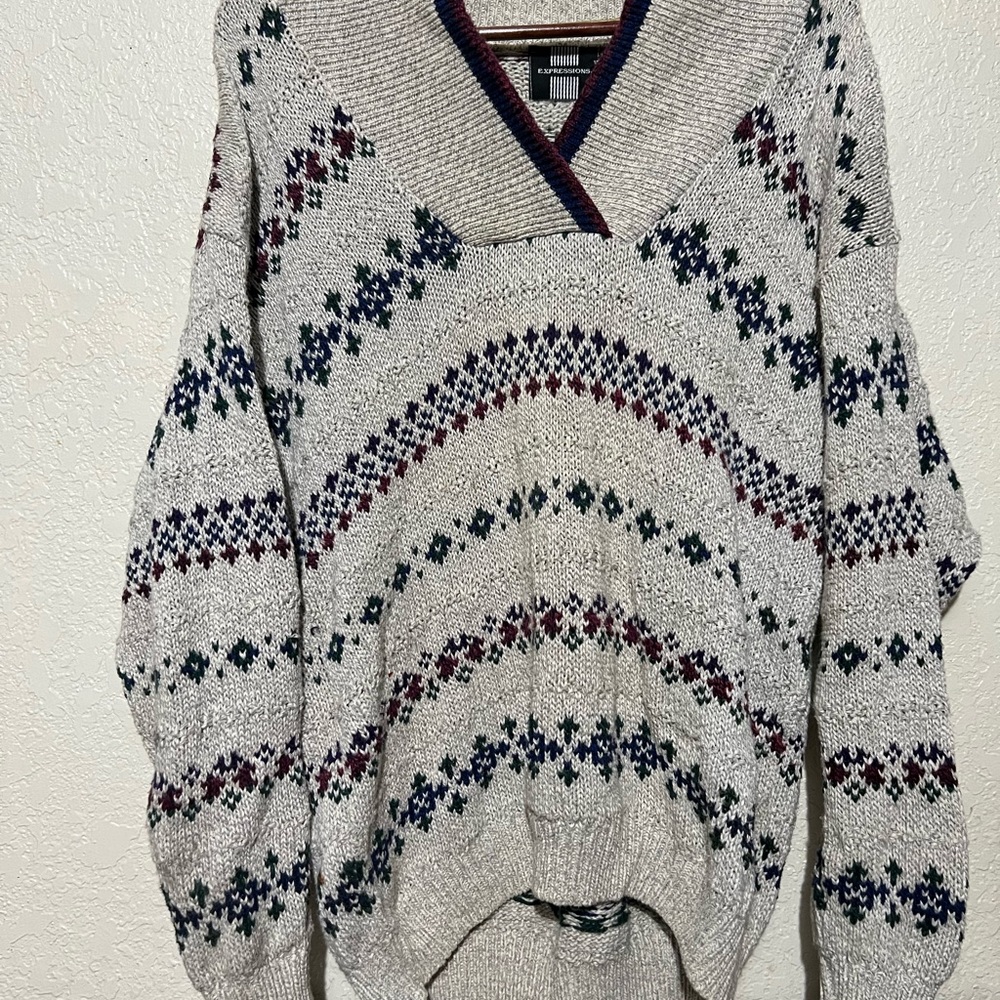 Expressions Gray Patterned Men's Crewneck Sweater
